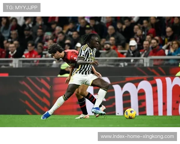 AC米兰中场的高强度对抗成为比赛基调